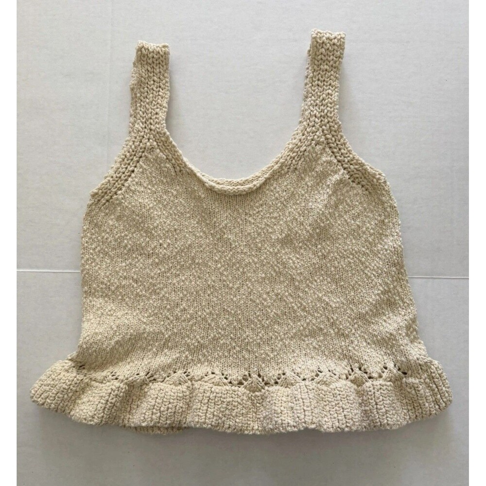 Gilli Crochet Style L Knit Cropped Tank Top Peplum Ruffle Cream